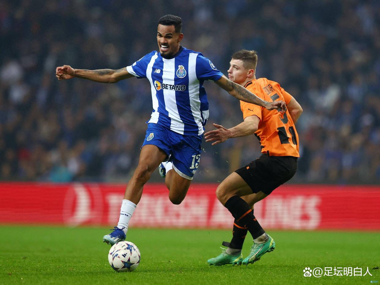 包含转会期波尔图备战NBA季后赛；状态回暖细节曝光；质疑声仍在；数据趋势出现新变化的词条