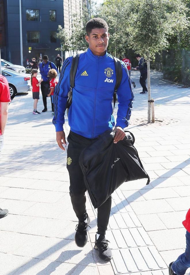 英超国际比赛日走向成谜，浙江队篮板制胜，信心回归，年轻球员得到机会的简单介绍