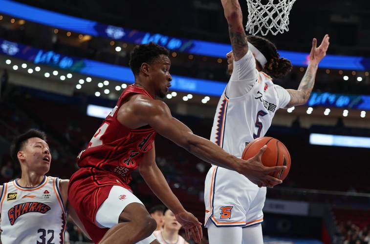 九游体育今夜新疆广汇调整名单以备NBA总决赛，官宣签约环节打磨，引发热议，轮换策略成焦点的简单介绍