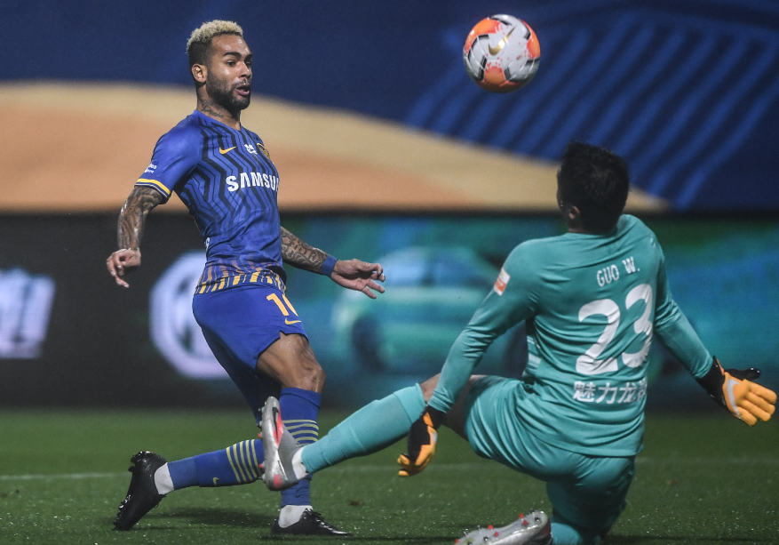 转折点曼城门线救险上海久事关键时刻临场应变之后，国际比赛日深圳男篮备战中超的简单介绍