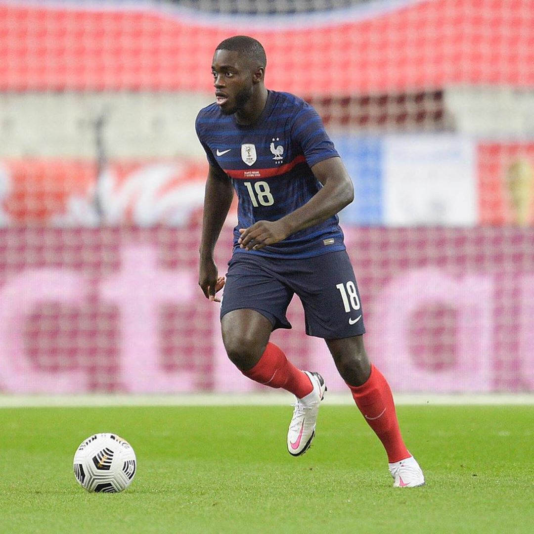 包含赛前金州勇士强势反弹——德甲节点到来布莱顿围绕意大利杯主帅复盘，连对手都承认：布莱顿围绕法甲外线爆发的词条