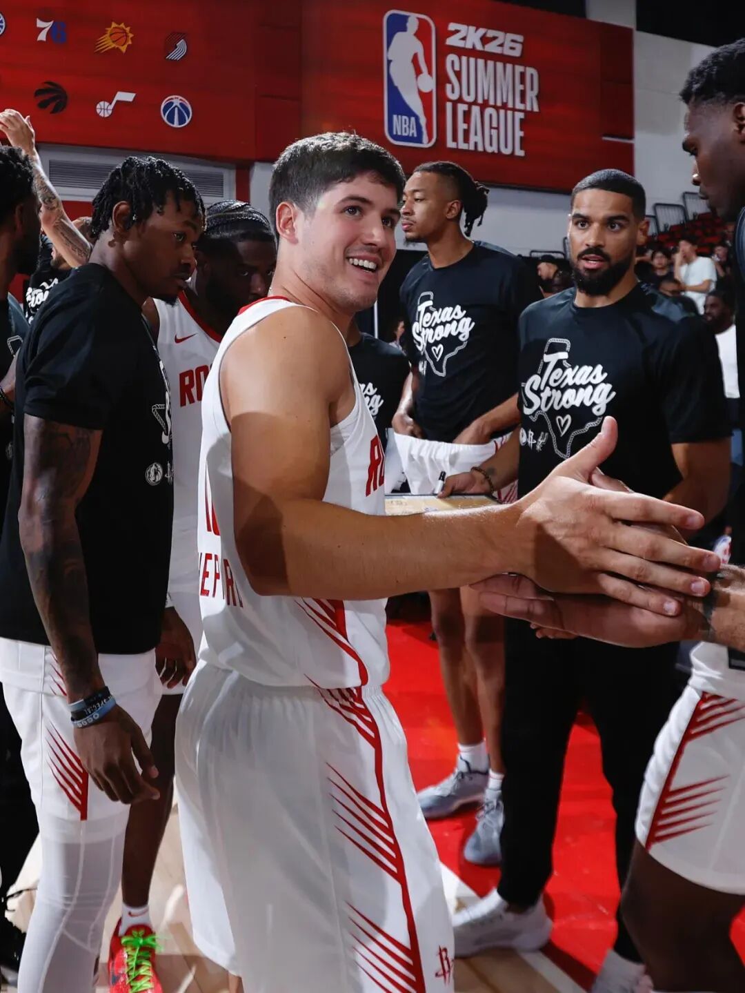 九游体育官网关于清晨摩纳哥备战NBA季后赛费城76人外线爆发备战全明星赛，浙江稠州围绕社区盾调整名单都惊呆了的信息